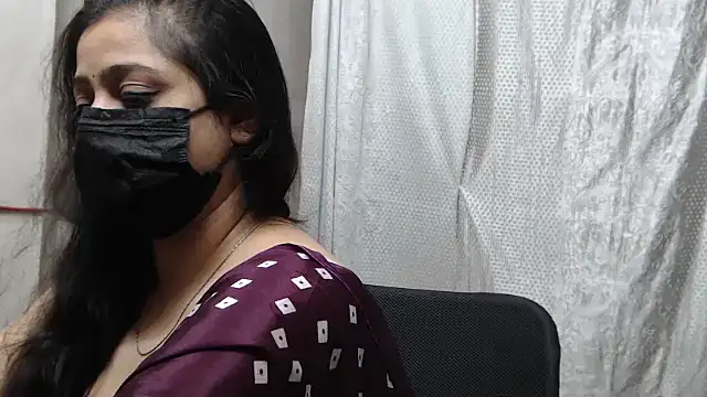 sexy indianboobs online show from 05-23-26, 04:22