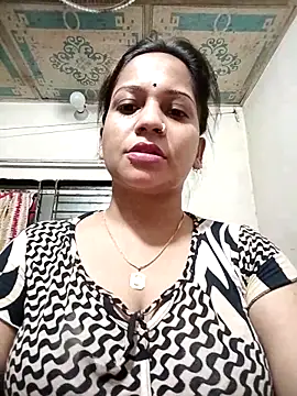 Snapshot of Payel_50 chatting on 05-31-26, 11:50 Payel 50 online show from 05-31-26, 11:50