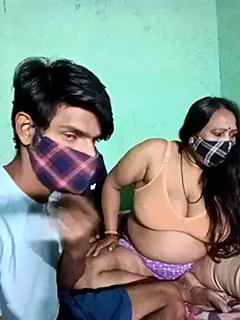 LoveOnStream online show from 10-26-25, 01:39