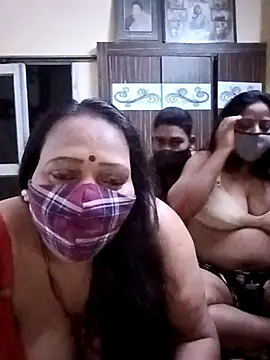 LoveOnStream online show from 02-01-26, 01:59