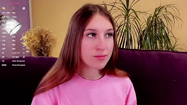 Snapshot of NanaMertins chatting on 09-20-25, 01:06 NanaMertins online show from 09-20-25, 01:06