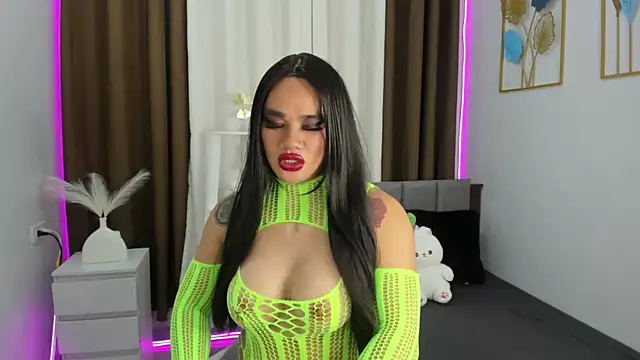 Snapshot of Malia_Nicole chatting on 09-23-25, 07:28 Malia Nicole online show from 09-23-25, 07:28