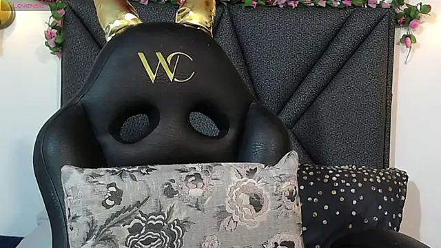 IndraKaur  online show from 09-16-25, 12:39