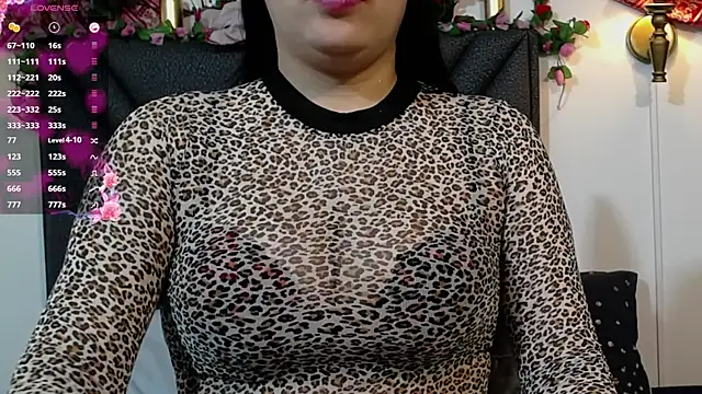 IndraKaur  online show from 09-25-25, 12:53