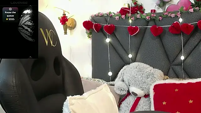 IndraKaur  online show from 03-20-26, 12:10