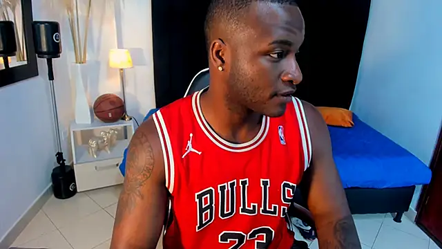 chrstian lewis1 online show from 11-21-25, 02:05