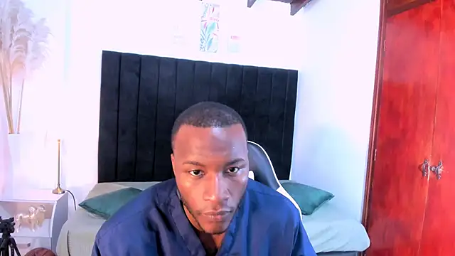 chrstian lewis1 online show from 11-30-25, 04:11