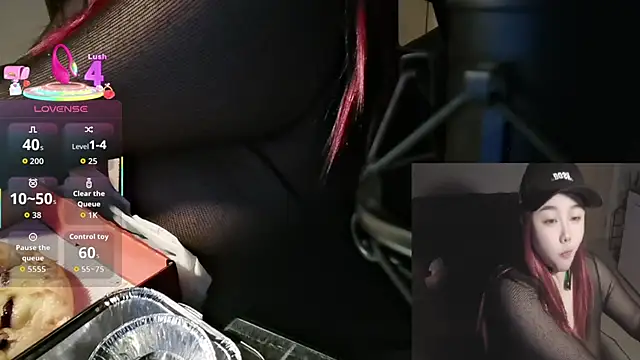 Mini1314 online show from 09-28-25, 04:45