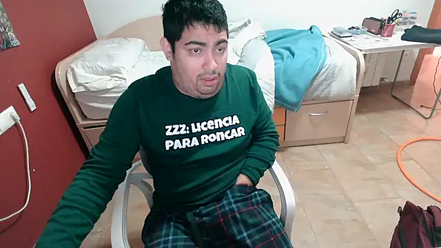 Snapshot of Martigato3 chatting on 11-22-25, 01:54 Martigato3 online show from 11-22-25, 01:54