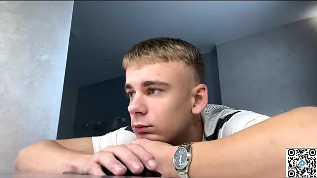 Snapshot of echowraith chatting on 09-26-25, 09:57 echowraith online show from 09-26-25, 09:57