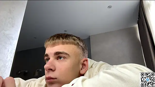 Snapshot of echowraith chatting on 10-07-25, 11:40 echowraith online show from 10-07-25, 11:40