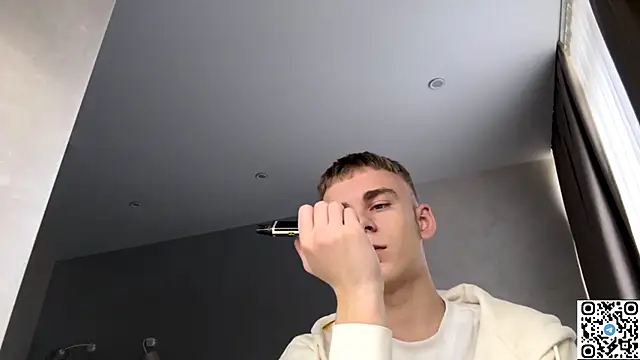 Snapshot of echowraith chatting on 10-23-25, 01:10 echowraith online show from 10-23-25, 01:10