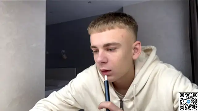 Snapshot of echowraith chatting on 11-12-25, 07:31 echowraith online show from 11-12-25, 07:31