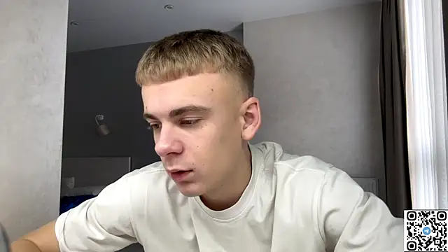 Snapshot of echowraith chatting on 11-16-25, 08:53 echowraith online show from 11-16-25, 08:53