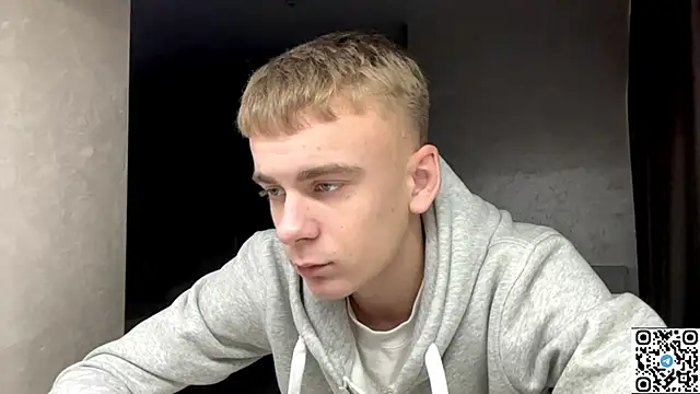 Snapshot of echowraith chatting on 11-21-25, 10:25 echowraith online show from 11-21-25, 10:25