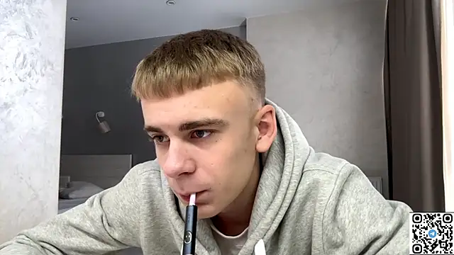 Snapshot of echowraith chatting on 11-22-25, 09:19 echowraith online show from 11-22-25, 09:19