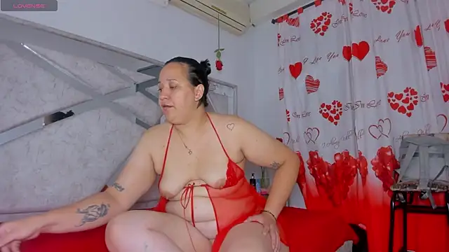 Snapshot of ThiccyLexxy chatting on 10-14-25, 12:17 ThiccyLexxy online show from 10-14-25, 12:17