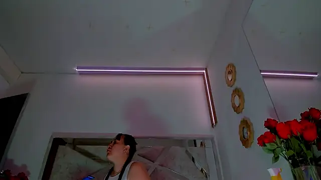 Snapshot of ThiccyLexxy chatting on 11-15-25, 12:45 ThiccyLexxy online show from 11-15-25, 12:45