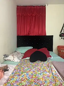 Vamanda05 online show from 09-19-25, 05:24