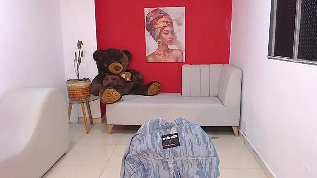 Snapshot of naia_sweetsex chatting on 09-25-25, 11:47 naia sweetsex online show from 09-25-25, 11:47