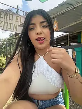 Isaa-Sweet online show from 02-17-26, 04:13