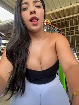 Isaa-Sweet online show from 02-26-26, 05:23