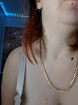 Snapshot of queenpeaches121 chatting on 11-03-25, 11:48 queenpeaches121 online show from 11-03-25, 11:48