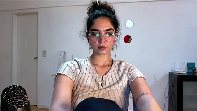 Ariagal online show from 10-09-25, 08:51