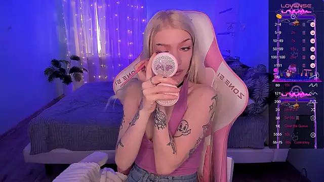 AnyaTaylor  online show from 04-04-26, 02:10