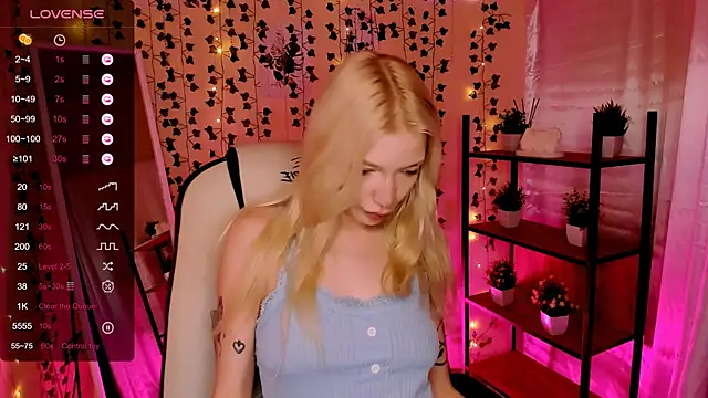 AnyaTaylor  online show from 05-12-26, 02:19