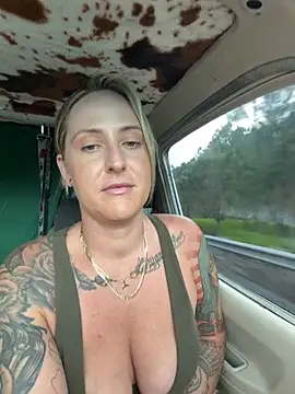 OdetteDelane online show from 11-27-25, 06:48