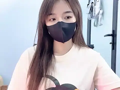 Snapshot of Tinaa-22 chatting on 10-11-25, 04:16 Tinaa-22 online show from 10-11-25, 04:16