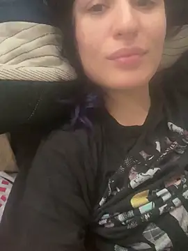 kendrafarq online show from 04-20-26, 07:04