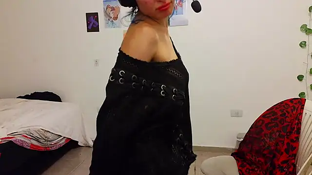 Snapshot of kendrafarq chatting on 06-10-26, 03:18 kendrafarq online show from 06-10-26, 03:18