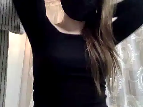 Mia 8 online show from 12-04-25, 02:15