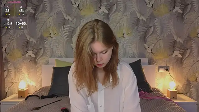 JulietteRain online show from 10-13-25, 04:07