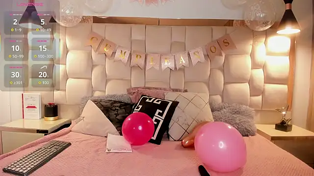 EmmaStonns online show from 04-10-26, 01:49