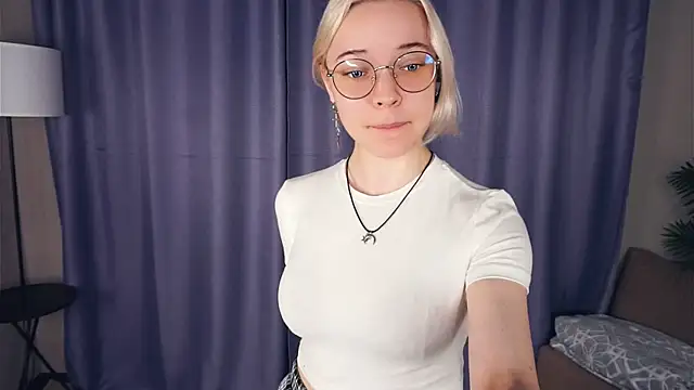 EdaKirkIin online show from 11-28-25, 05:21