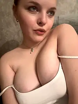 Snapshot of tamagocha chatting on 12-05-25, 08:49 tamagocha online show from 12-05-25, 08:49