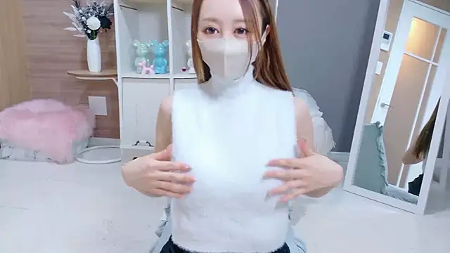 Snapshot of Xoxo__RUKA__xoxO chatting on 09-24-25, 12:41 Xoxo  RUKA  xoxO online show from 09-24-25, 12:41