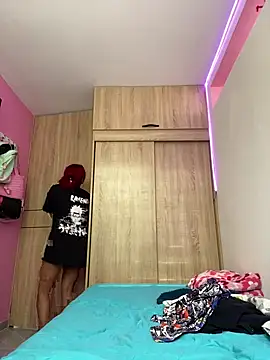 kitty moon1 online show from 10-06-25, 09:23