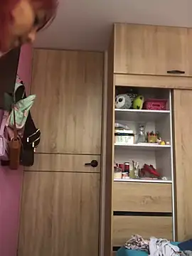 kitty moon1 online show from 10-10-25, 03:33