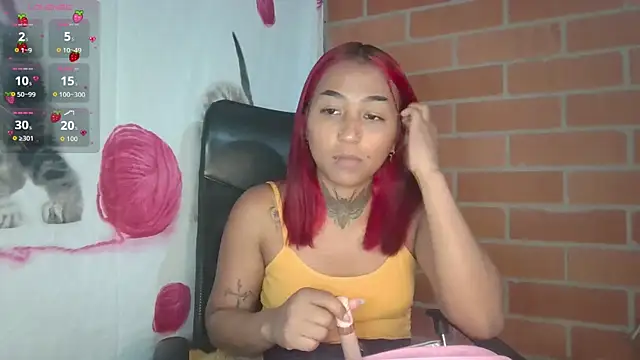 kitty moon1 online show from 10-22-25, 11:04