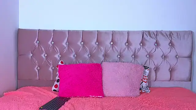 Electra  moon online show from 09-17-25, 03:52