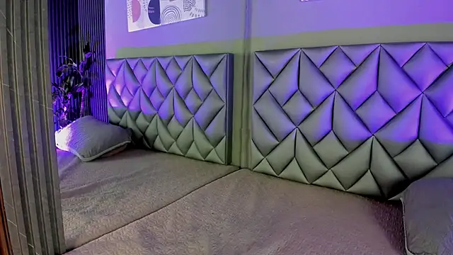 Kitty Dollyy online show from 09-20-25, 08:32