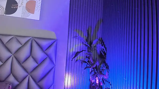 Snapshot of Kitty_Dollyy chatting on 11-12-25, 09:03 Kitty Dollyy online show from 11-12-25, 09:03