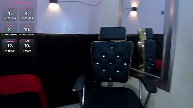 Snapshot of tiiny_emilly chatting on 10-14-25, 08:42 tiiny emilly online show from 10-14-25, 08:42