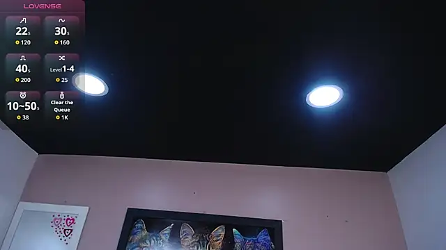 Snapshot of tiiny_emilly chatting on 11-11-25, 08:20 tiiny emilly online show from 11-11-25, 08:20