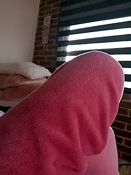 Ternura Prohibida online show from 11-25-25, 11:43