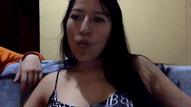 Snapshot of AlbyberCH chatting on 11-23-25, 03:17 AlbyberCH online show from 11-23-25, 03:17